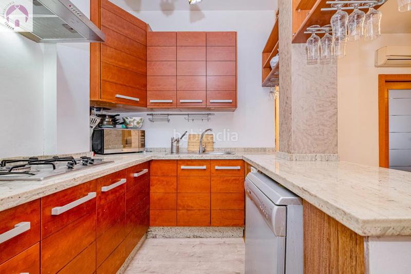 Foto ec369bc3-9762-42e6-af91-49aeea615062. Casa adosada casoplon en el zaidin en Barrio de Zaidín Granada