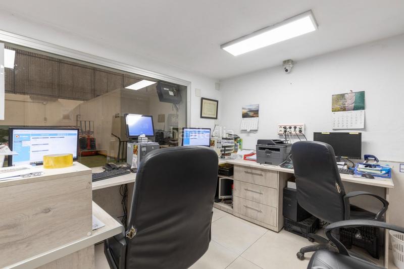 Foto 863ae666-2d96-4e8b-84a5-af3e83327fff. Bâtiment à usage industriel dans Almuñecar centro Almuñécar