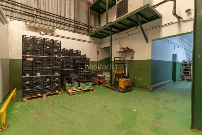 Foto cea7a546-68b2-435f-af67-95807e298c0f. Bâtiment à usage industriel dans Almuñecar centro Almuñécar