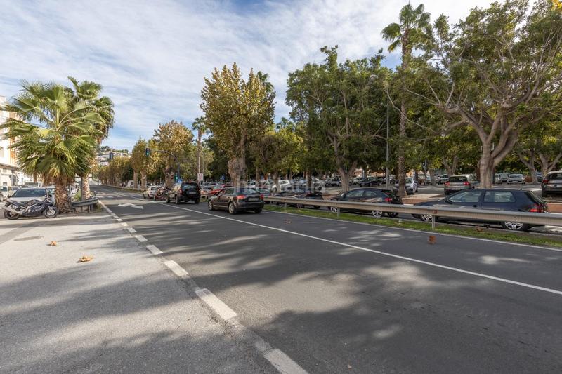 Foto 3c9cca09-5fc7-4758-9887-3d8f3a5cf7b8. Capannone industriale in Almuñecar centro Almuñécar