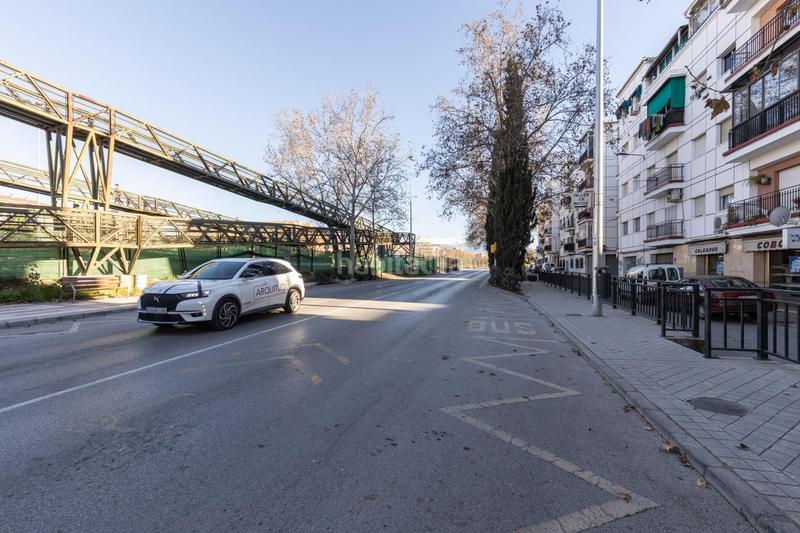 Foto c06a8b62-e931-43e3-bc81-dffd9d11079c. Appartamento in calle platon (cer) 2 in Cerrillo de Maracena - Periodistas Granada