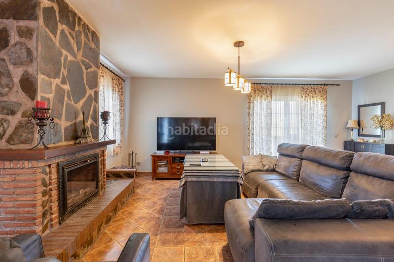 Foto a641b947-579d-4e3d-ba0c-06db693d8f87. Chalet with heating parking pool in Almuñecar centro Almuñécar