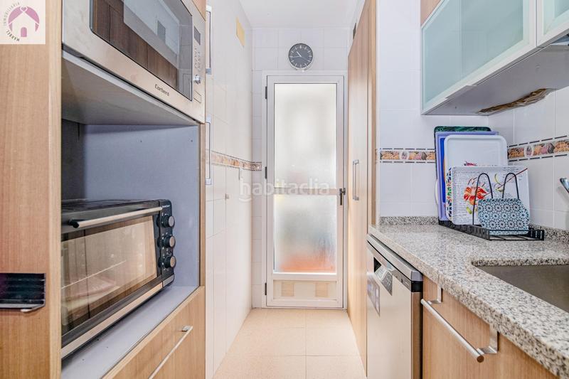 Foto af2e25a5-902c-46e4-87e8-063eed86183a. Etagenwohnung mit heizung parking in Aljomahima - Ermita Gabias (Las)