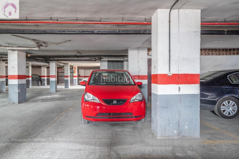 Foto 2573451b-a079-4a3a-b035-fb0f11b9be1a. Piso amplio piso en palacio de deportes en Castaño - Mirasierra Granada