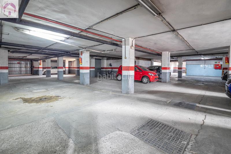 Foto 6e890ca5-aaca-433d-8fca-89e781d91887. Piso amplio piso en palacio de deportes en Castaño - Mirasierra Granada