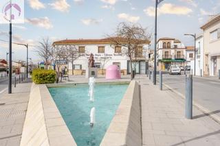 Terreno residencial  Plaza el sol. Magnífico solar en pleno centro de otura