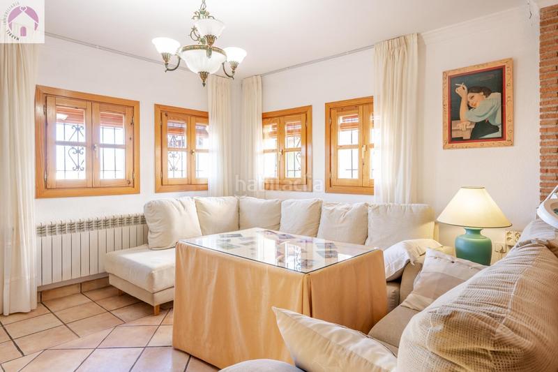 Foto 8edd2d4a-e2e9-4530-9a2a-a3e0d0fdb8b8. Xalet amb calefacció aparcament piscina a Barrio de la Vega Monachil