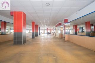 Local commercial à Plaza de Toros