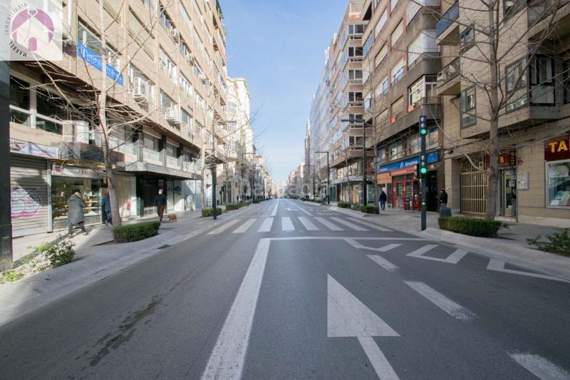 Foto 087d24fb-203f-42f6-bc81-ce93311eb8c5. Business premise in Centro - Sagrario Granada