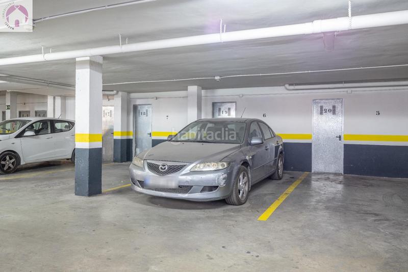 Foto 4f7a491b-4363-4d70-846e-ca40d8d555d1. Attique avec parking dans San Antón Armilla