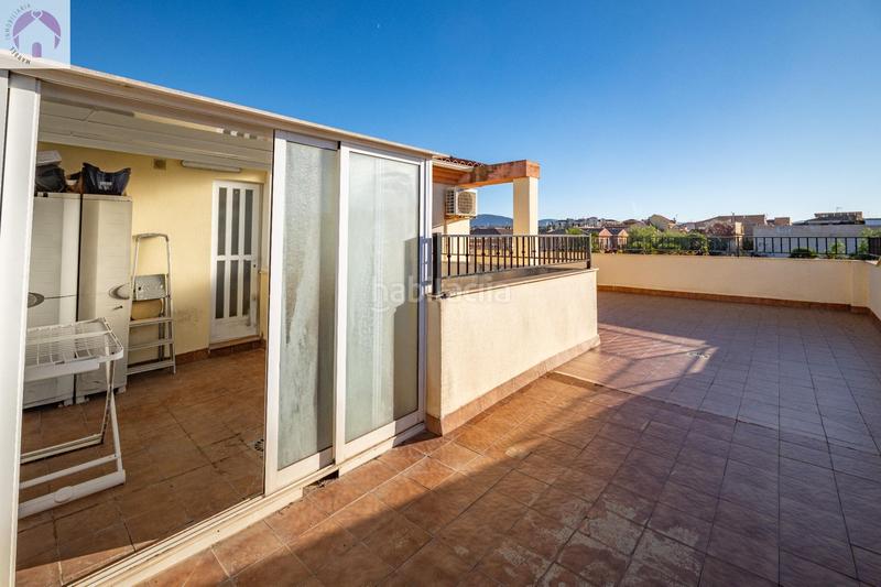 Foto 5a61147c-9fa8-4d73-9347-9c685eca5c2c. Attique avec parking dans San Antón Armilla