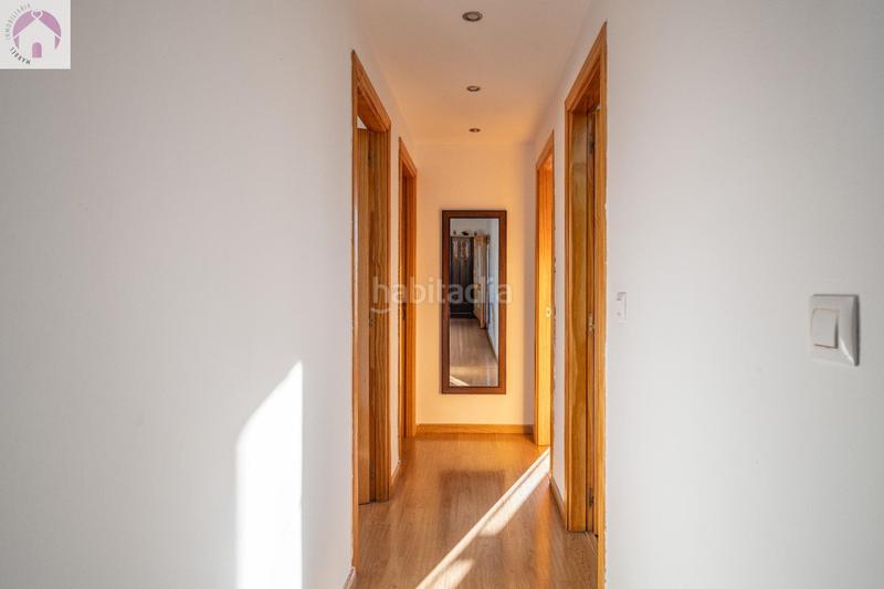 Foto 924e78b2-fdea-4f34-8713-14dea0baf394. Attique avec parking dans San Antón Armilla