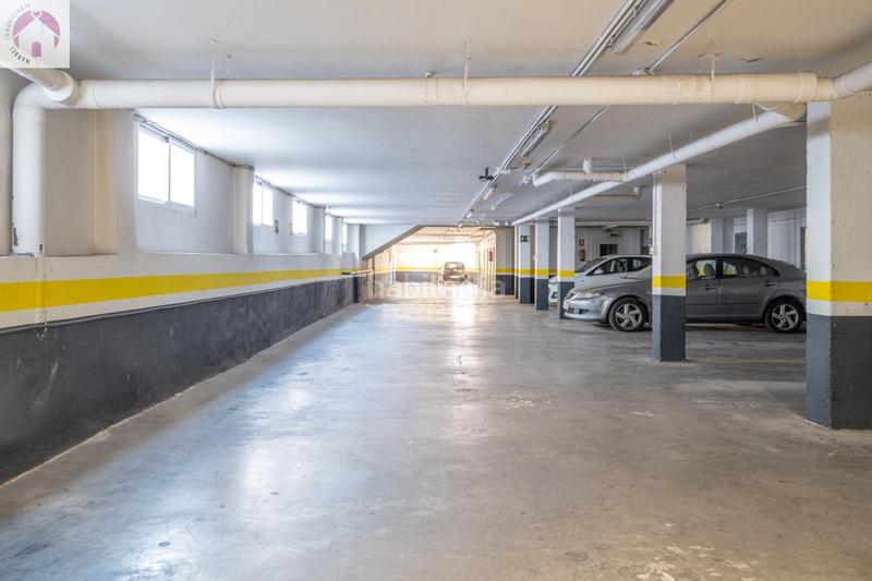 Foto b449b3a8-da77-4973-a5dd-0aef1d00ba06. Attique avec parking dans San Antón Armilla