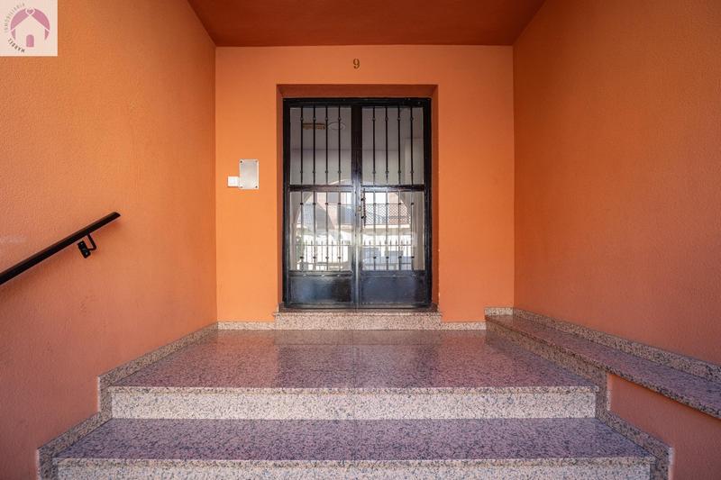 Foto f35c9945-ea6b-414d-94d9-ad21cd52d8ab. Attique avec parking dans San Antón Armilla