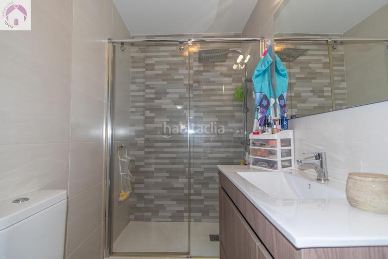 Foto 1b6873d3-4685-49db-a8fd-df19fe9fa9b7. Flat in Avda. De los Ogíjares Armilla