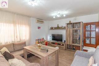 Flat in Avda. De los Ogíjares