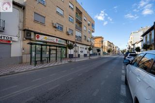 Semi detached house in Albolote. Ideal como inversion casa en el centro de albolote