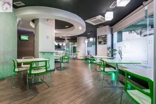 Local commercial à Calle profesor francisco dalmau 11. Cafetería la contraviesa en venta con 168 m2  junto a centro com