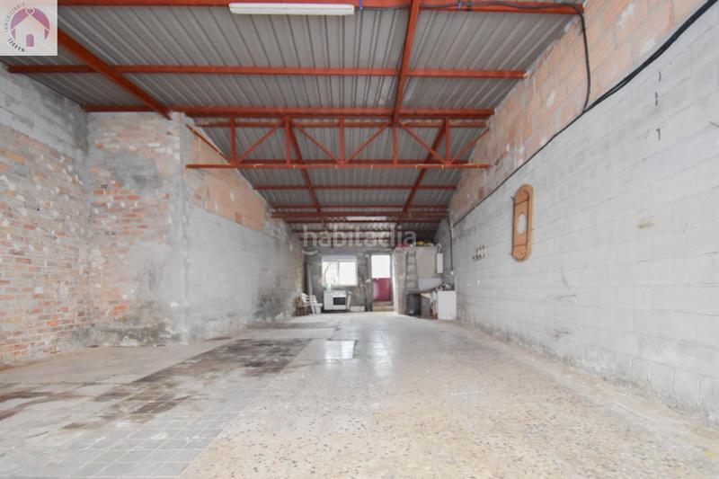 Foto 79b3b94c-d227-4ae7-96d6-a4627f50999a. Local comercial navealmacen en suelo urbano en Alfacar