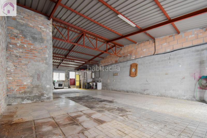 Foto a5b51201-29c4-425e-a0bb-716c85cb4339. Local comercial navealmacen en suelo urbano en Alfacar
