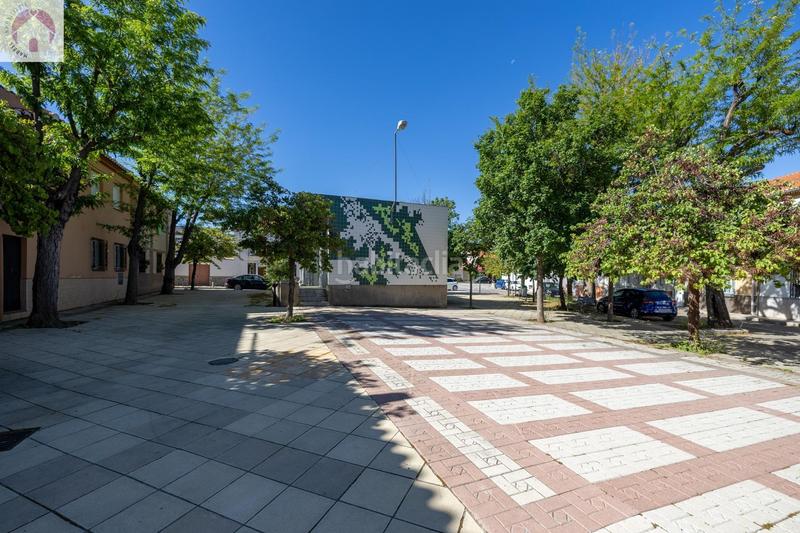 Foto 7ce46079-52be-48f3-b487-2b83acaf260b. Casa adosada en Rosaleda - Juventud Granada