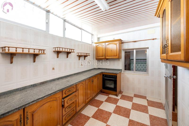 Foto a1e42df3-745a-4c86-891b-3749388b454d. Casa adosada en Rosaleda - Juventud Granada