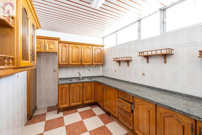 Foto be8eda8c-6098-49fb-9e57-66706d62e3c8. Casa adosada en Rosaleda - Juventud Granada