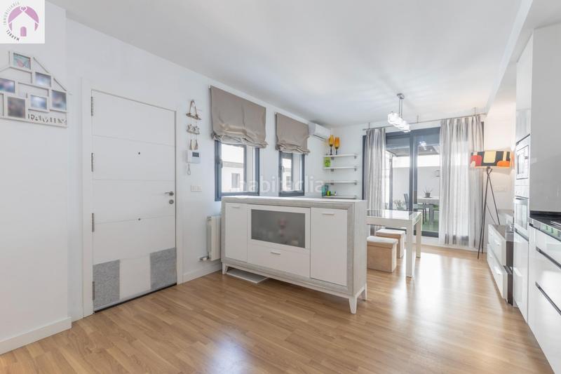 Foto e729d81c-1a06-444e-8c30-7f5876f42480. Ático pisazo en churriana en Parque de San Roque Churriana de la Vega