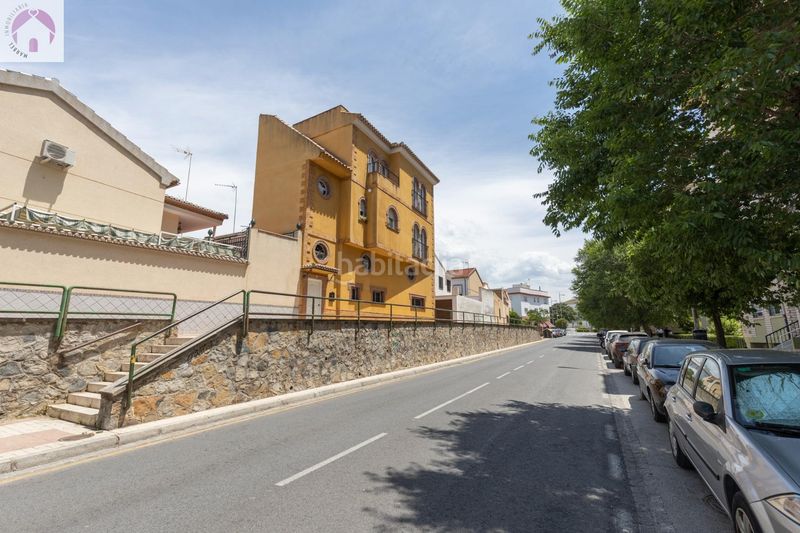 Foto 9fe24ba1-a34d-4757-9ff5-32ddf4c7379d. Casa amb calefacció aparcament a San Francisco Javier Granada