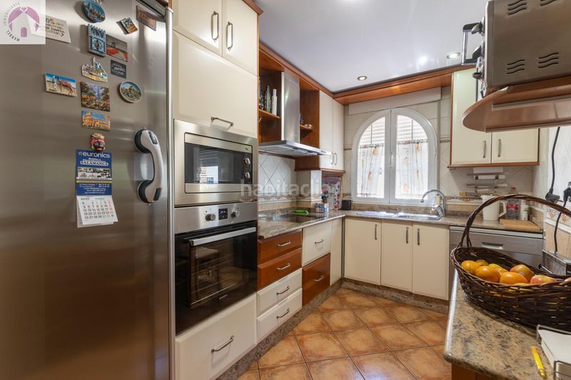 Foto c9225615-8565-4040-84a7-dd0528d19076. Casa amb calefacció aparcament a San Francisco Javier Granada