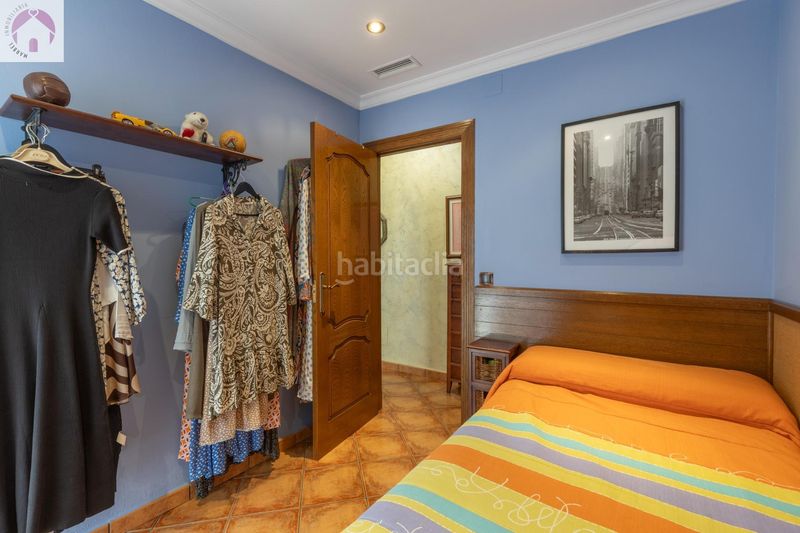Foto d1d0f668-e72f-4bcb-8a45-a20b5d0171fd. Casa amb calefacció aparcament a San Francisco Javier Granada