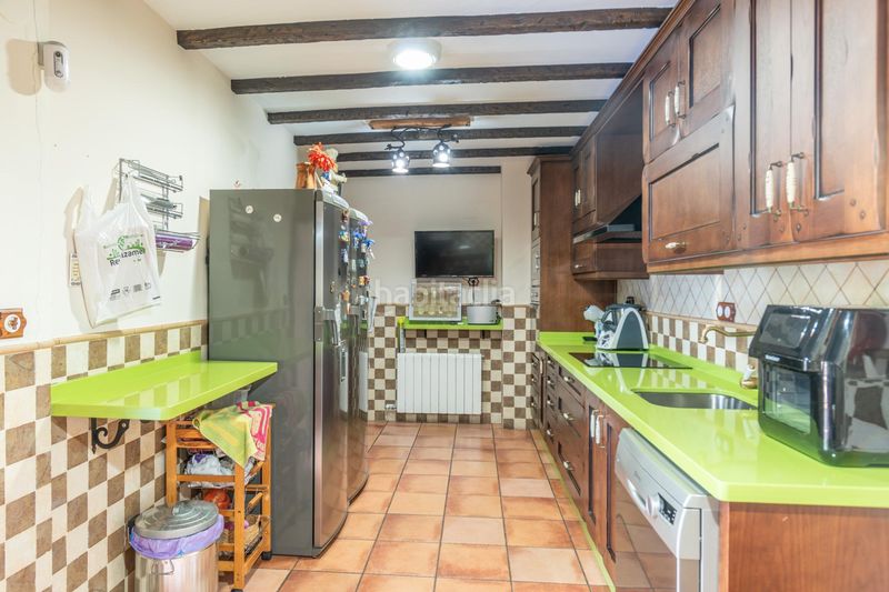 Foto 1a3020ae-b4d1-474e-bdc4-d07640083992. Chalet precioso chalet en cerro del oro en Cenes de la Vega