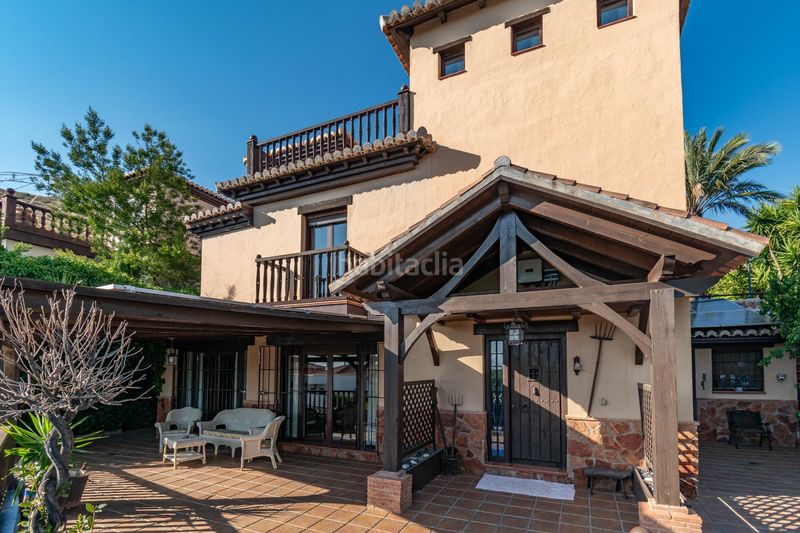 Foto 26e3da7e-e471-49f8-8578-6be7fa650ce0. Chalet precioso chalet en cerro del oro en Cenes de la Vega