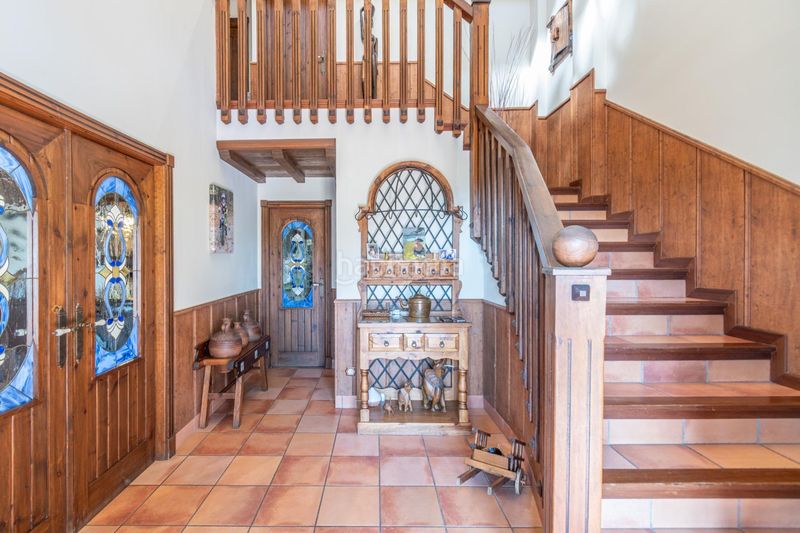 Foto 44c39d93-dd46-44a0-8e50-6f4adf0088f1. Chalet precioso chalet en cerro del oro en Cenes de la Vega