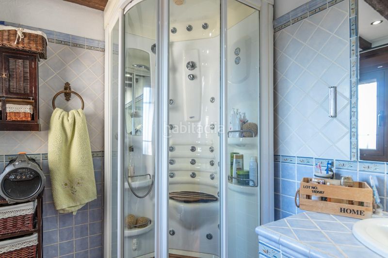 Foto 63a36fac-4fe8-4ff3-aff6-b479c7d2ec02. Chalet precioso chalet en cerro del oro en Cenes de la Vega