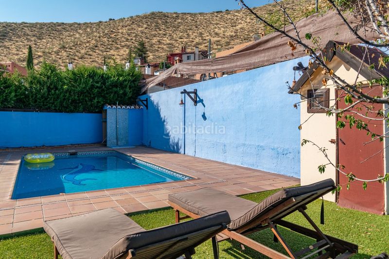 Foto a73ed088-36c2-44a1-bfb8-047f38755fd4. Chalet precioso chalet en cerro del oro en Cenes de la Vega