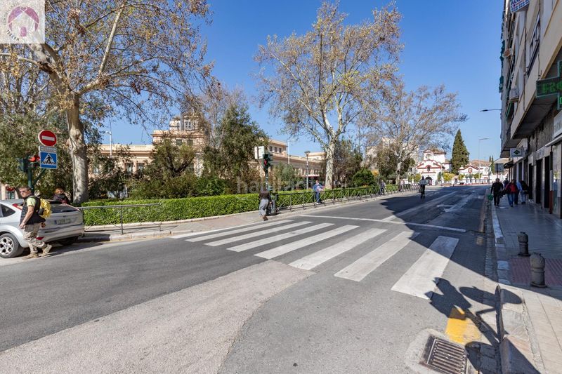 Foto 8c09742f-f6a2-48f9-af0f-0513b3f607a5. Piso oportunidad de venta de piso en zona ancha de capuchinos en Granada