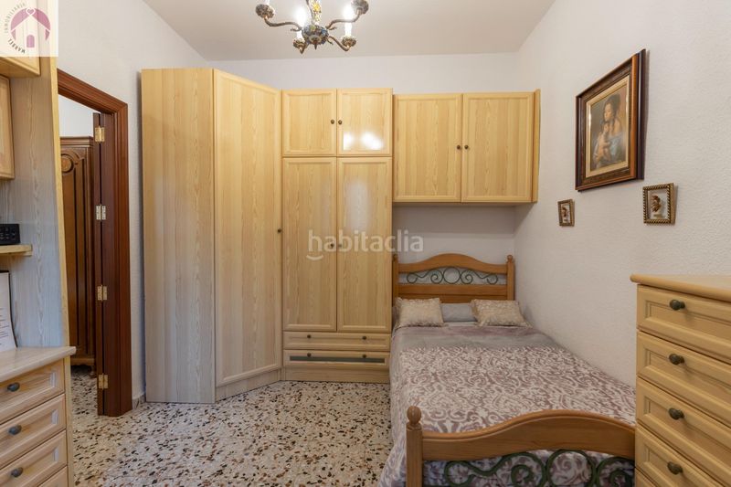 Foto f67c745a-eba6-4cb5-9561-0234a1322d3b. Piso oportunidad de venta de piso en zona ancha de capuchinos en Granada
