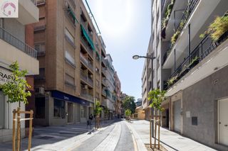 Pis a Calle san vicente ferrer 6. Exclusiva vivienda en zona alhamar  amplitud, luz y posibilidad