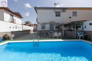 Chalet in Calle huelva 3