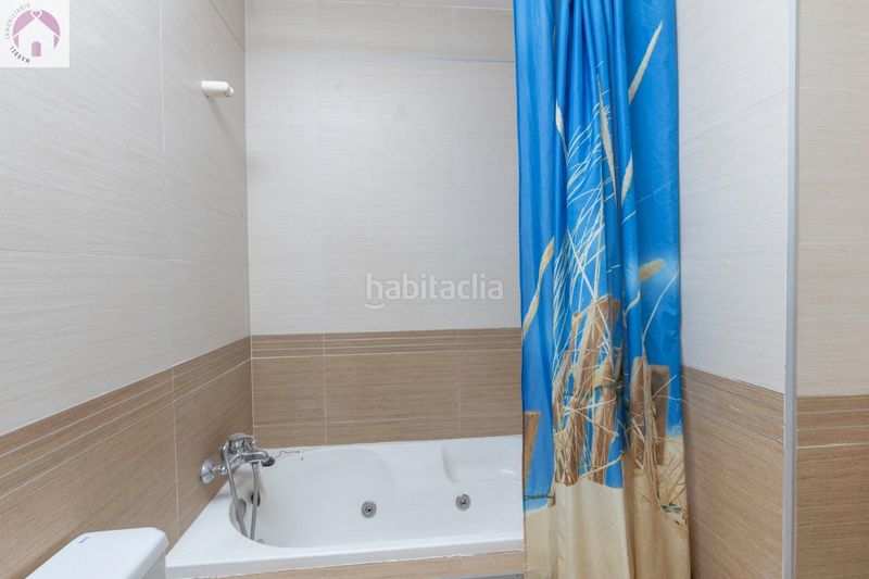 Foto b6c895be-8488-49e0-aba1-5eff89c83261. Pis amb calefacció aparcament a Atarfe