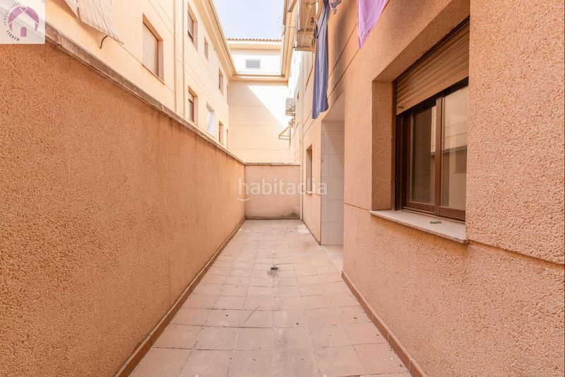 Foto ebeddaed-9921-4138-a704-4fe5ff452934. Pis amb calefacció aparcament a Atarfe