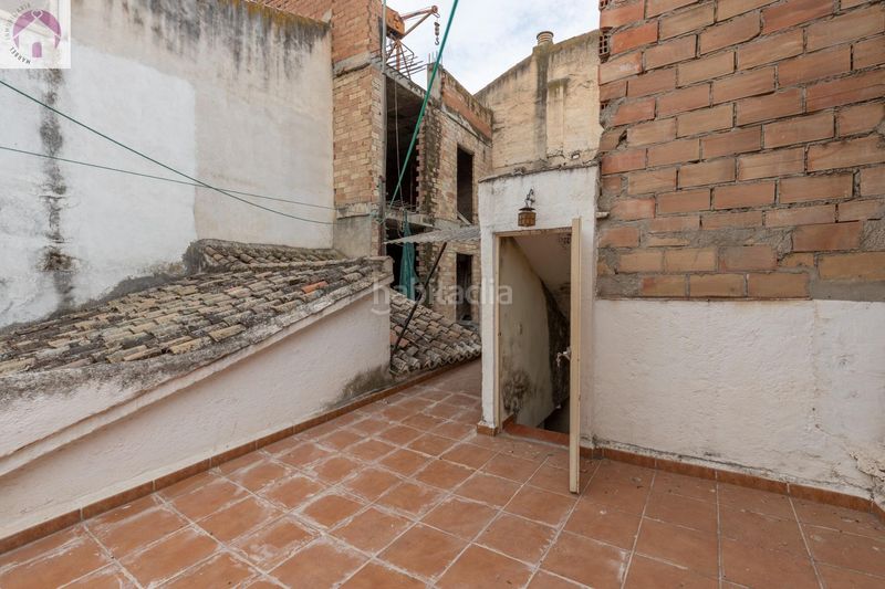 Foto 8125c5ff-f4fd-420d-8504-9fa1febbbc76. Casa adosada en calle calle nueva de cartuja 9 bonita casa para reformar en Granada