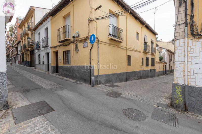 Foto 941e576a-81eb-4953-866d-da99ff2be1f1. Casa adosada en calle calle nueva de cartuja 9 bonita casa para reformar en Granada
