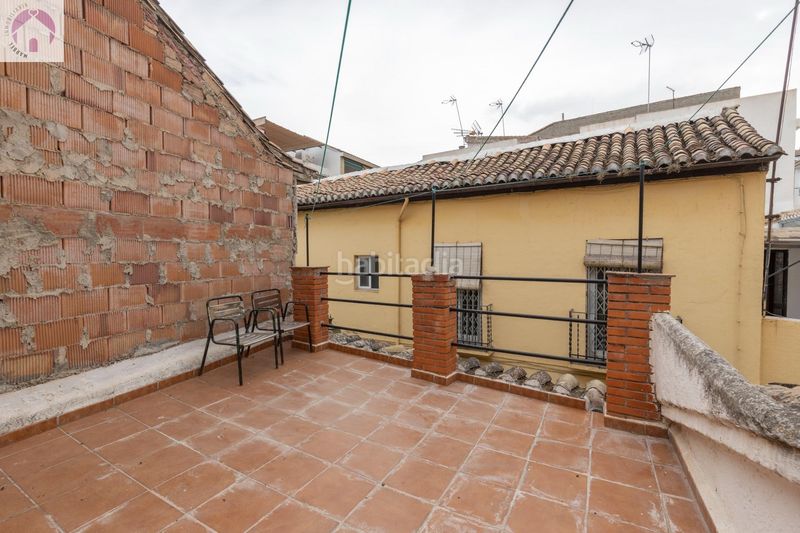 Foto dc6c7165-063f-48e4-bb52-340572accf29. Casa adosada en calle calle nueva de cartuja 9 bonita casa para reformar en Granada