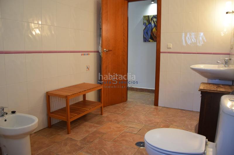 Foto 60d146e6-e7d1-42f6-aeb5-db5fb0067a50. Chalet con parcheggio in Núcleo Urbano Aljaraque