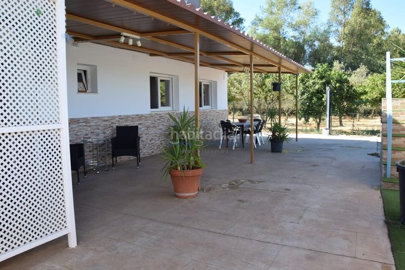 Foto d3b87393-1609-49af-ada3-dc3f8d8bc26a. Masia amb aparcament piscina a Gibraleón