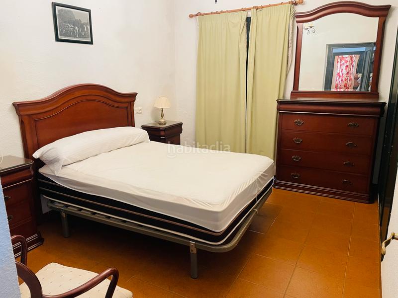 Foto 30d0e2c2-4d72-4fa5-acf2-a31f7f9a9b73. Alquiler casa disponible triana en El Rocío Almonte