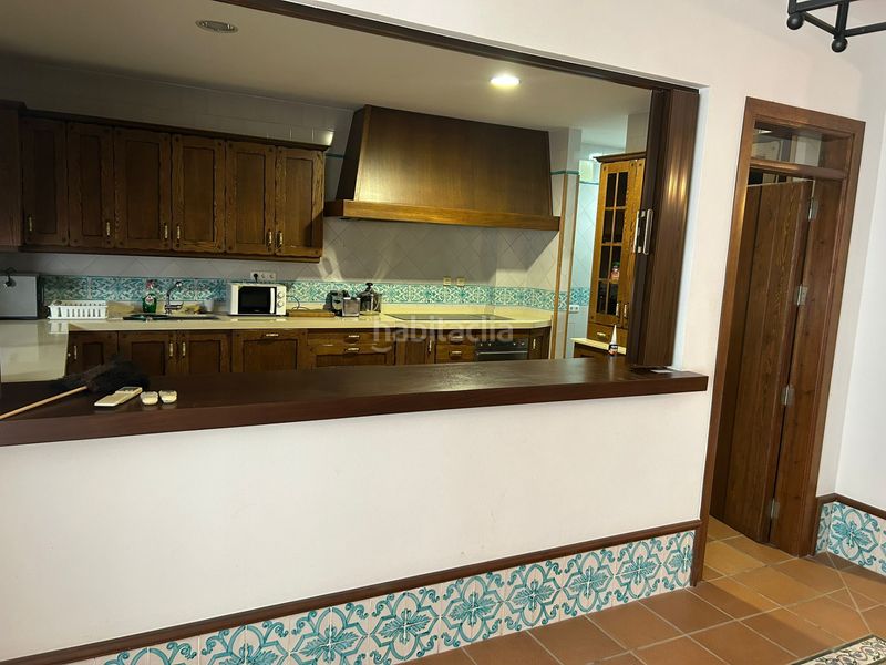Foto c585f144-ce5b-4abe-9ea9-39fea5d23cd2. Alquiler casa  buena habitaciones con baños en Almonte
