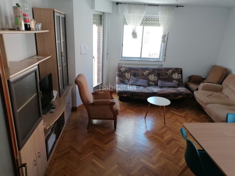 Foto 2c59c01d-012c-4aef-b485-ee6a2fb57241. Piso  todo exterior plaza del oeste/ avda villamayor en Salamanca